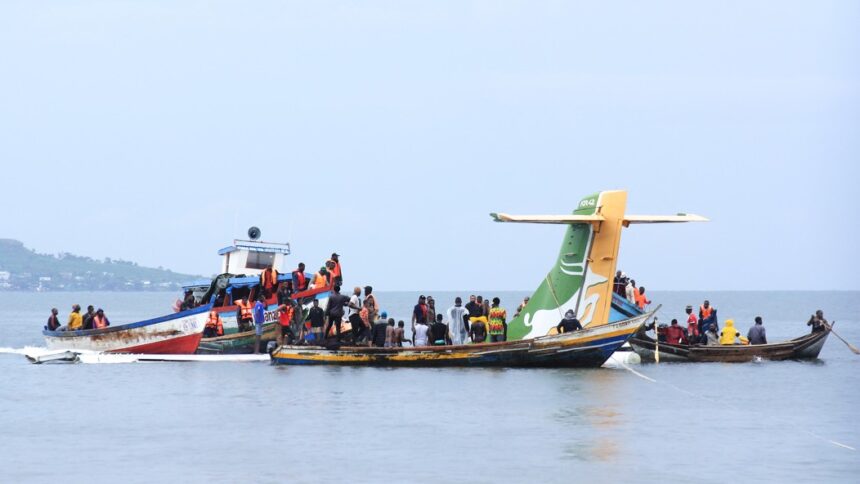 DRAMA EN TANZANIA | Al menos 19 muertos por avión que se estrelló en el lago Victoria||||