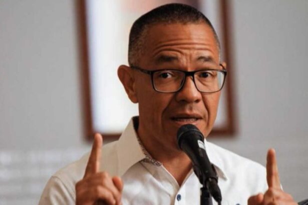 Anuncian mesas de trabajo para «evaluar» violaciones a la libertad de expresión y al derecho a informar