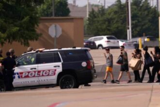 Tiroteo masivo dentro de un Centro Comercial en Texas dejó varios heridos