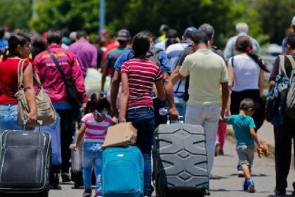 Una reciente encuesta reveló lo que aspiran los venezolanos para volver al país. La misma fue realizada por la firma de opinión pública GBAO para la organización sin ánimo de lucro Pax Sapiens, con sede en Washington, Estados Unidos.  