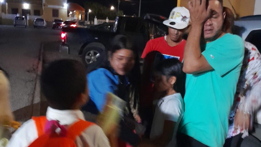 Liberaron a dos de los cinco niños venezolanos detenidos en una lancha que intentó entrar ilegalmente a Curazao