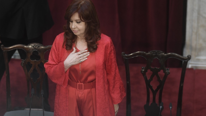 Cristina Kirchner exigió "por el propio legado de Hugo Chávez" la publicación de las actas electorales en Venezuela