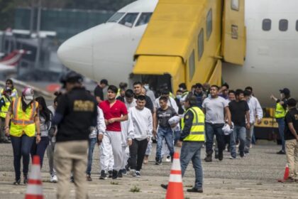 Las consideradas 'ciudades santuario' podrán entregar a los migrantes criminales.con el objetivo de que sean deportados de los Estados Unidos