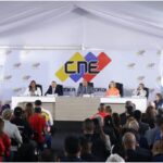 El presidente del Consejo Nacional Electoral (CNE), Elvis Amoroso, confirmó que permitieron la postulación de un candidato MUD