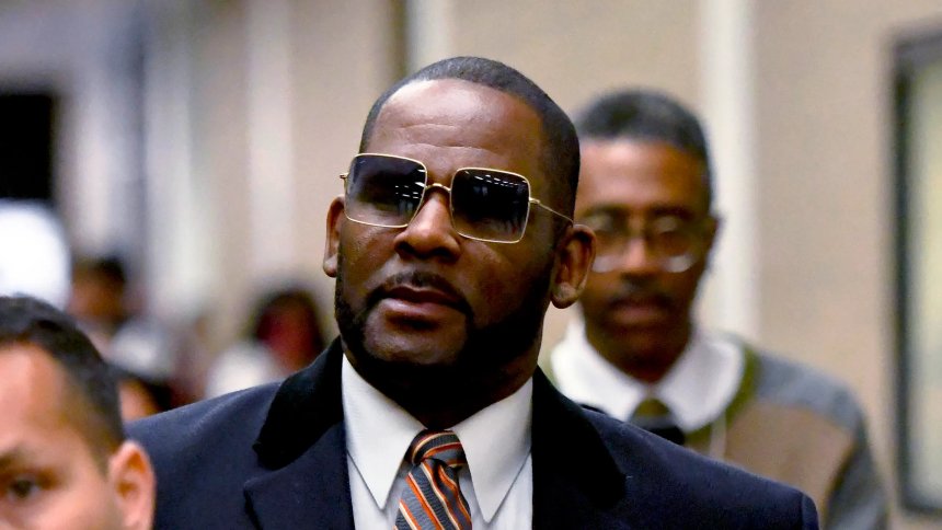 Tribunal de apelaciones confirmó pena de 20 años de cárcel para R. Kelly por delitos de pornografía infantil