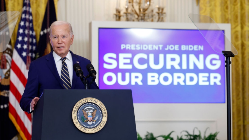 El presidente de EEUU, Joe Biden, estarían analizando proteger a los migrantes indocumentados casados con ciudadanos estadounidenses.