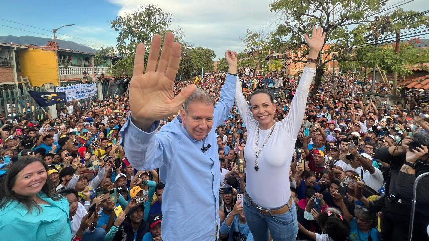 Los líderes opositores venezolanos Edmundo González y María Corina Machado respondieron en un mensaje conjunto este viernes, 23 de agosto, a la carta enviada por la vicepresidenta de Estados Unidos, Kamala Harris.  