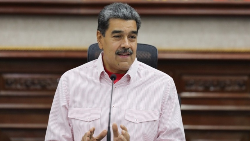 Maduro dice que entregará el poder «cuando toque», con esta condición