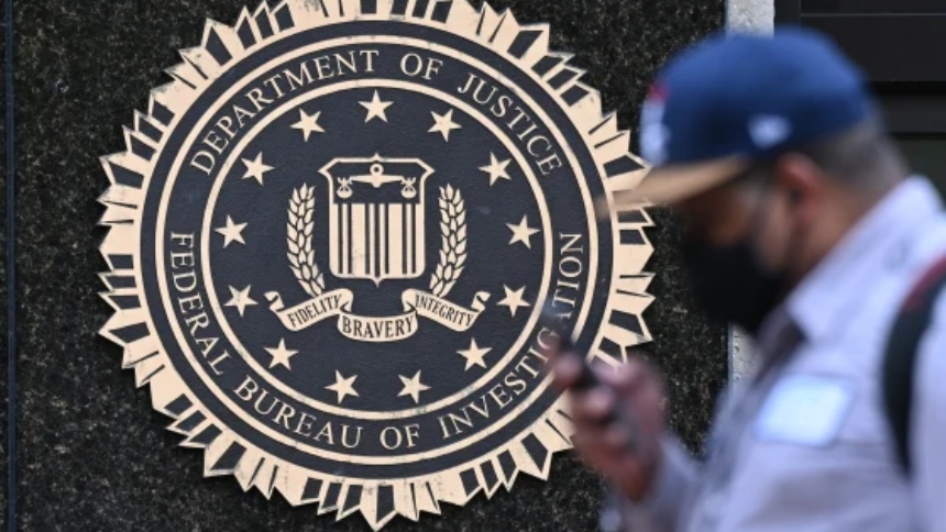 La Oficina Federal de Investigación o Buró Federal de Investigaciones (FBI, por sus siglas en inglés) emitió una advertencia sobre posibles ataques terroristas en EEUU, motivados por la creciente tensión en el Medio Oriente.  