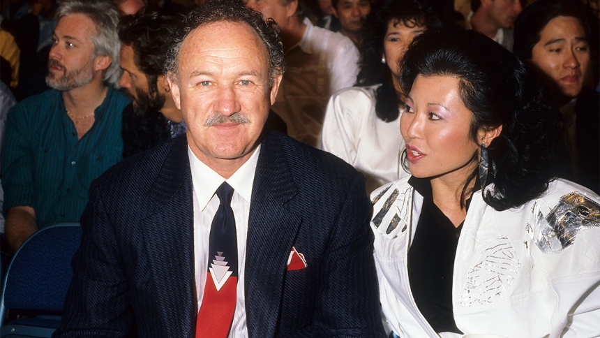 El mundo del entretenimiento se encuentra conmocionado tras la noticia del fallecimiento del legendario actor Gene Hackman, de 95 años, y su esposa, la pianista Betsy Arakawa, de 63 años. 