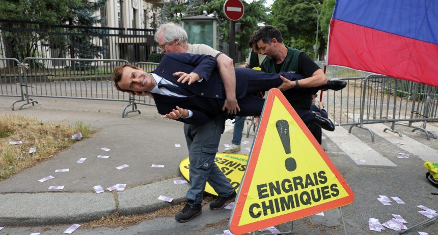 Macron