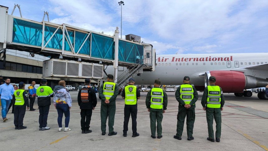 Más de 5 mil venezolanos han sido deportados por EEUU, este martes aterrizó un nuevo vuelo