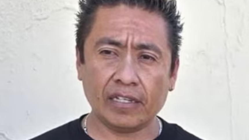 En un operativo migratorio realizado en South Los Ángeles, agentes del Servicio de Inmigración y Control de Aduanas (ICE, por sus siglas en inglés) dispararon contra Carlitos Ricardo Parias, un creador de contenido mexicano de 44 años conocido por documentar redadas migratorias en TikTok.