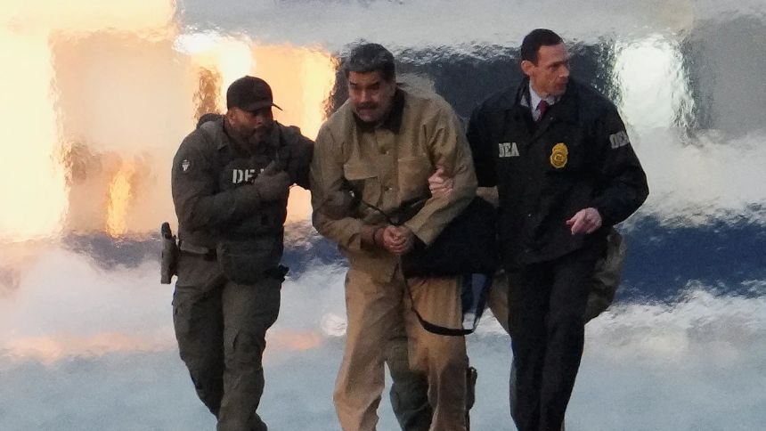 Rusia insta a Estados Unidos a liberar a Nicolás Maduro y a su esposa