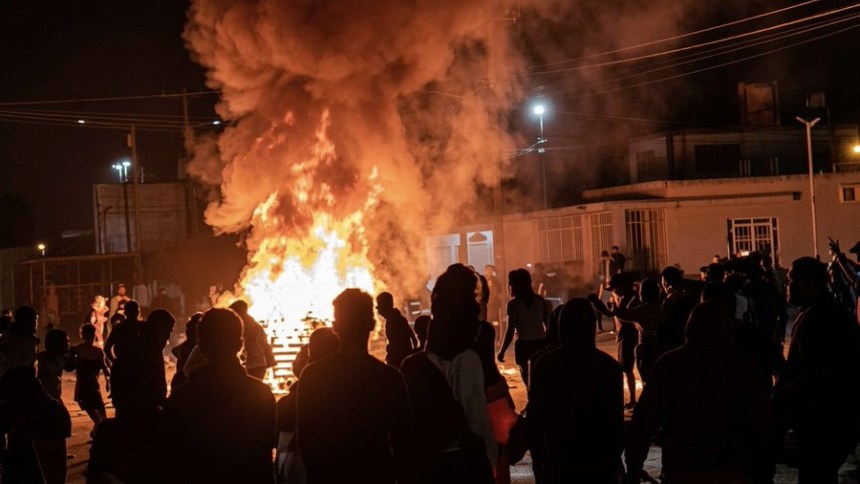 Al menos cinco detenidos dejó ataque a sede del Partido Comunista de Cuba en Morón, protestan por apagones y falta de comida